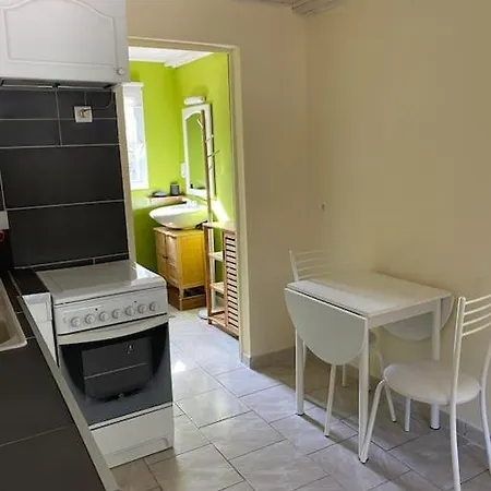 Grand Apartment